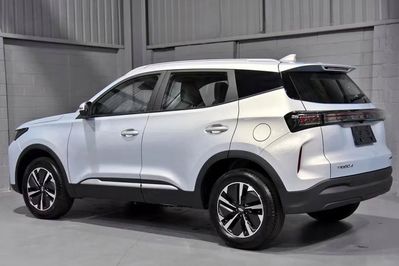 Chery Tiggo 4 Essential  1.5 T-GDI HEV DHT