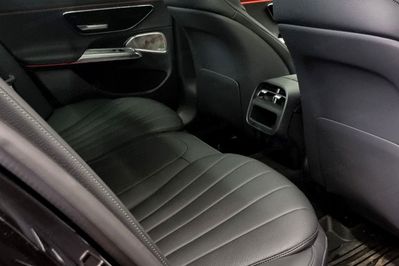 Mercedes Klasa E 200 4-Matic AMG