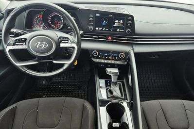 Hyundai Elantra 1.6 Smart CVT