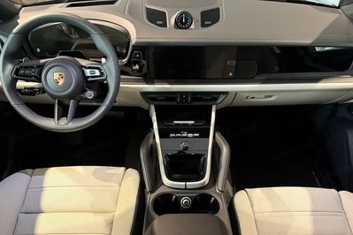 Porsche Cayenne Coupe Black Edition
