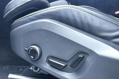 Volvo XC60 B4 B R-Design aut
