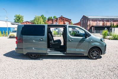 Opel Zafira Life Extra Long L2H1 Business AT8