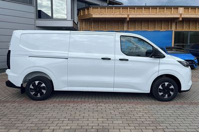 Ford Transit Custom 320 L2H1 Trend PHEV CVT