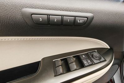 Lexus NX 450h+ Omotenashi AWD