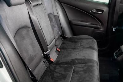 Lexus UX 300h Business