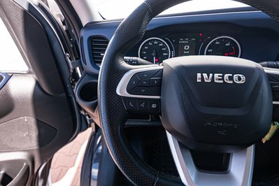 Iveco Daily 35S18 L4H2 Hi-Matic
