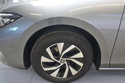 Volkswagen Passat 1.5 TSI  DSG