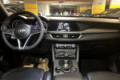 Alfa Romeo Stelvio Turbo Q4