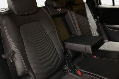 Mercedes GLB 200