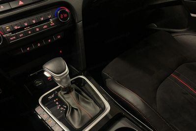 Kia Ceed 1.6 T-GDI GT DCT