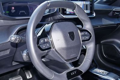 Peugeot 208 e-208 GT 54kWh