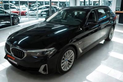 BMW Seria 5 530e xDrive aut