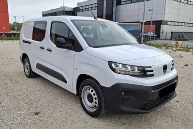 Peugeot Partner Van XL L2H1 Zabudowa Brygadowa EAT8