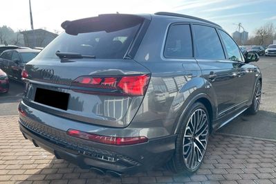 Audi Q7 SQ7 TFSI quattro