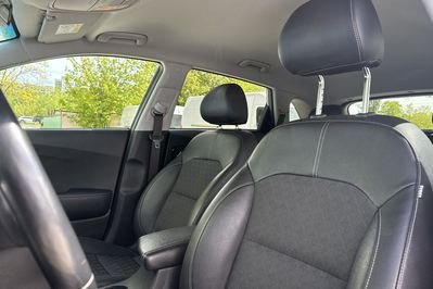 Kia Niro L Business Line 1.6 GDI Hybrid