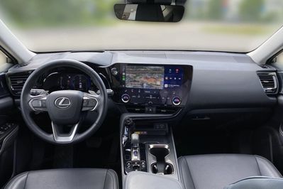 Lexus NX 450h+ Prestige AWD