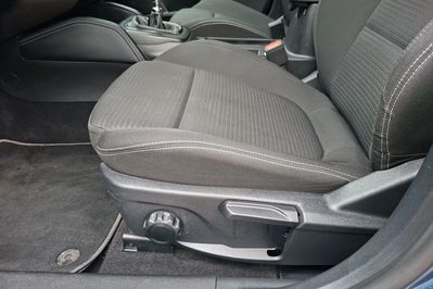 Ford Focus EcoBoost mHEV Titanium X