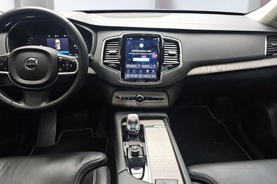 Volvo XC90 B5 D AWD Plus Bright 7os