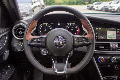 Alfa Romeo Giulia 2.0 Turbo Intensa Q4