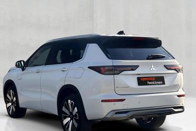 Mitsubishi Outlander 2.4