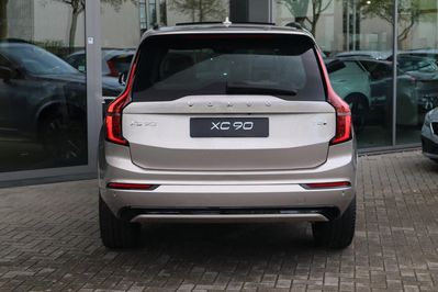 Volvo XC90 T8 AWD Plug-In Hybrid Ultra Dark 7os