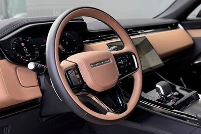 Land Rover Range Rover Sport D300 Dynamic SE