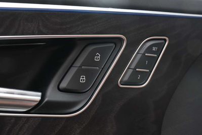 Audi Q7 55 TFSI e quattro S Line