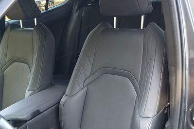 Lexus UX 250h F Sport