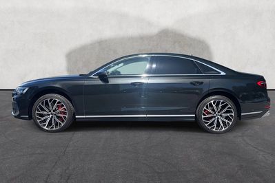 Audi A8 S8 TFSI mHEV quattro Tiptr.
