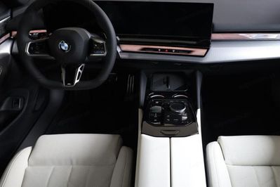 BMW Seria 5 520d xDrive M Sport
