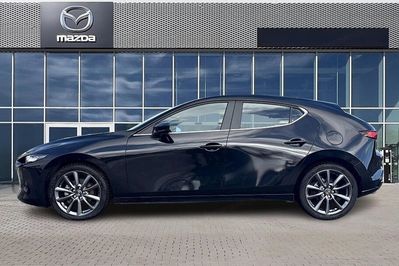 Mazda 3 2.0 Center-Line