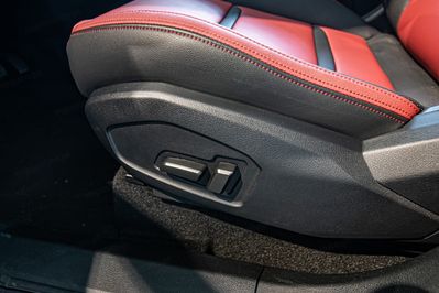 Bestune T77 1.5T Business DCT