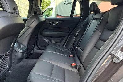 Volvo V60 B4 D Plus Dark aut