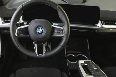 BMW iX2 eDrive20 M Sport
