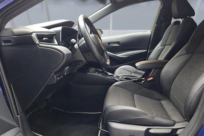 Toyota Corolla 1.8 Hybrid Style