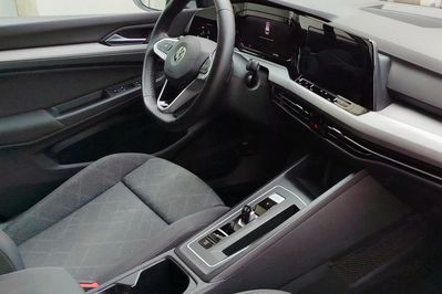 Volkswagen Golf VIII 2.0 TDI Life Plus DSG