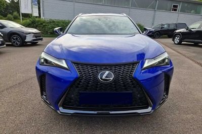 Lexus UX 300h F Sport Design Hybrid Dynamic Force
