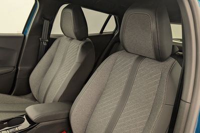 Peugeot 2008 ALLURE 1.2 PureTech
