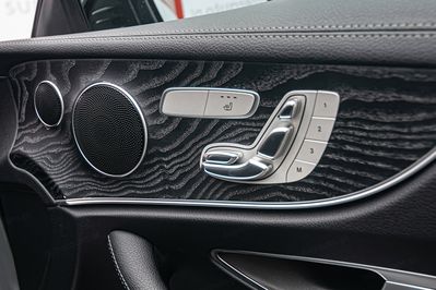 Mercedes Klasa E E 300 Coupe 2.0 9G-TRONIC