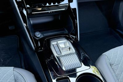 Peugeot 2008 1.2 PureTech Allure S&S EAT8