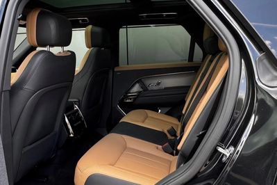 Land Rover Range Rover Sport D300 Dynamic SE