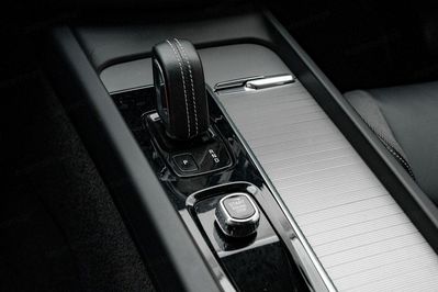 Volvo XC60 B4 B Plus Dark