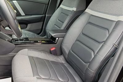 Citroen C4 1.2 Puretech Shine S&S EAT8