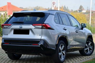 Toyota RAV4 Dynamic 2.5 Hybrid Dynamic Force Plug-in