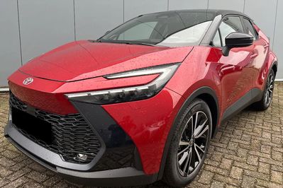 Toyota C-HR Executive 2.0 Plug-in Hybrid Dynamic Force