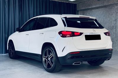 Mercedes GLA 200  AMG Line