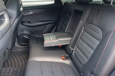 MG HS 1.5 T-GDI Exclusive DCT