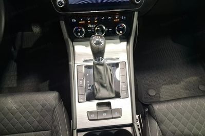 Skoda Superb 2.0 TDI Ambition DSG