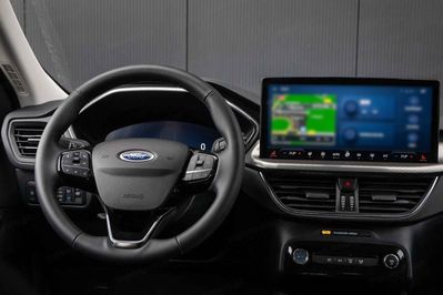 Ford Kuga Titanium 2.5 FHEV