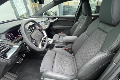 Audi Q4 e-tron 45 S Line